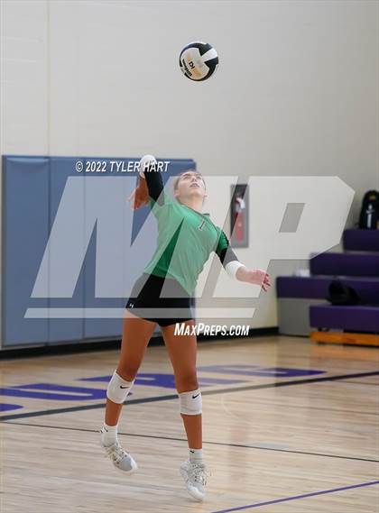 Thumbnail 2 in Penn vs Yorktown (Brownsburg Invite) photogallery.