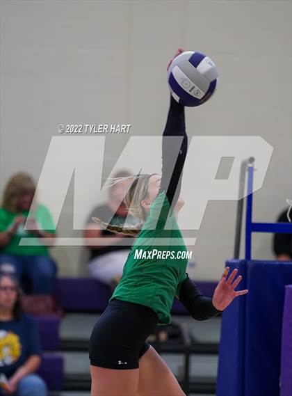 Thumbnail 2 in Penn vs Yorktown (Brownsburg Invite) photogallery.