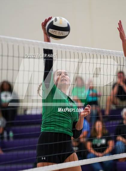 Thumbnail 2 in Penn vs Yorktown (Brownsburg Invite) photogallery.