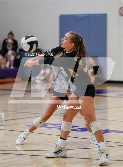 Thumbnail 1 in Penn vs Yorktown (Brownsburg Invite) photogallery.