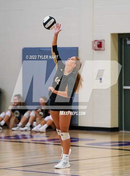 Thumbnail 2 in Penn vs Yorktown (Brownsburg Invite) photogallery.