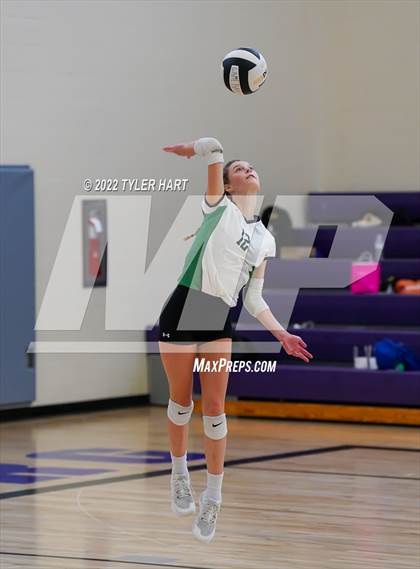 Thumbnail 2 in Penn vs Yorktown (Brownsburg Invite) photogallery.