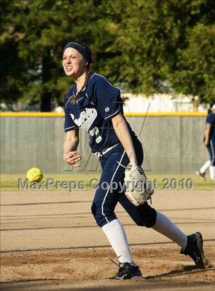Thumbnail 1 in Redwood vs. Centennial photogallery.