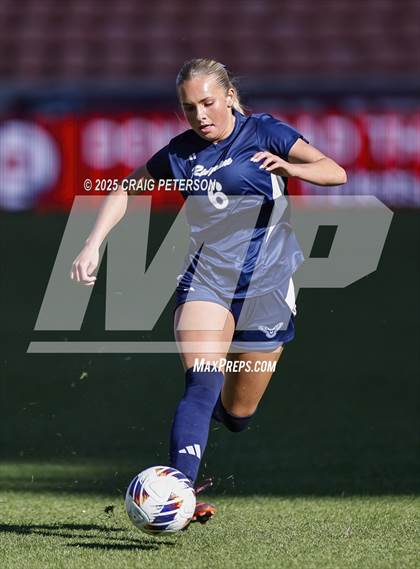 Thumbnail 2 in Ridgeline vs. Snow Canyon (UHSAA 4A Final) photogallery.