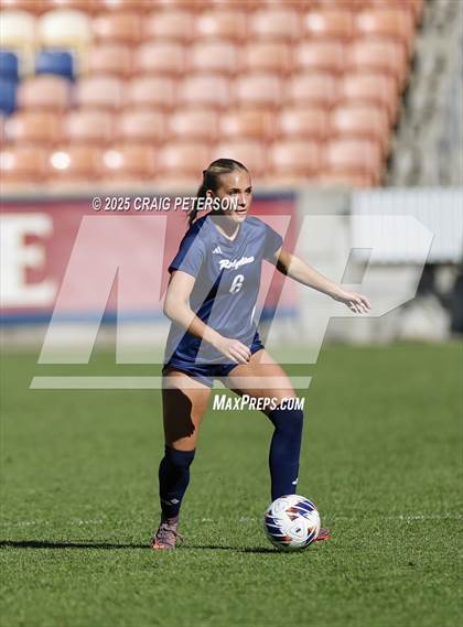 Thumbnail 3 in Ridgeline vs. Snow Canyon (UHSAA 4A Final) photogallery.
