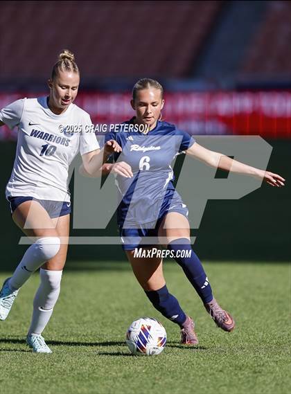 Thumbnail 3 in Ridgeline vs. Snow Canyon (UHSAA 4A Final) photogallery.