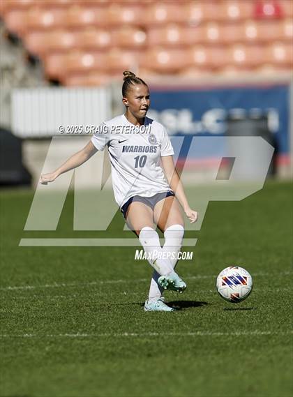 Thumbnail 2 in Ridgeline vs. Snow Canyon (UHSAA 4A Final) photogallery.