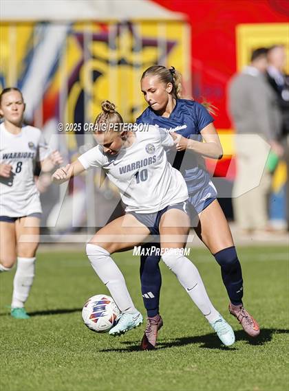 Thumbnail 3 in Ridgeline vs. Snow Canyon (UHSAA 4A Final) photogallery.