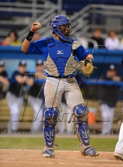 Thumbnail 2 in Oakfield-Alabama vs Batavia (Rotary Tournament) photogallery.