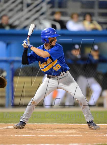 Thumbnail 2 in Oakfield-Alabama vs Batavia (Rotary Tournament) photogallery.