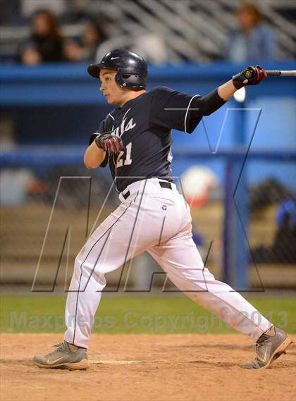 Thumbnail 2 in Oakfield-Alabama vs Batavia (Rotary Tournament) photogallery.