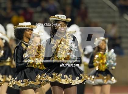 Thumbnail 2 in Plano East vs. Hebron (UIL 6A Bi-District Playoff) photogallery.