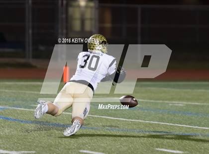 Thumbnail 2 in Plano East vs. Hebron (UIL 6A Bi-District Playoff) photogallery.