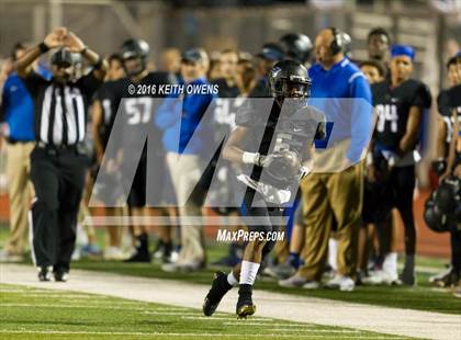 Thumbnail 1 in Plano East vs. Hebron (UIL 6A Bi-District Playoff) photogallery.