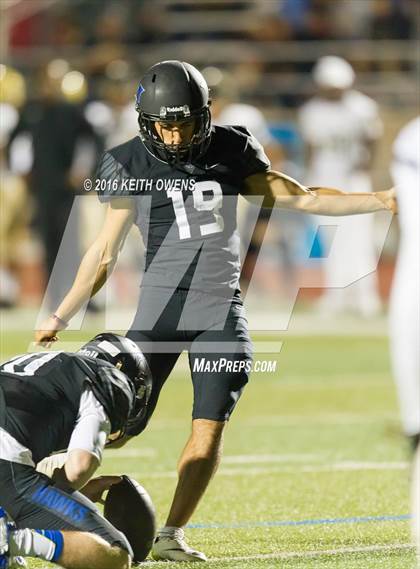 Thumbnail 1 in Plano East vs. Hebron (UIL 6A Bi-District Playoff) photogallery.