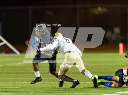 Thumbnail 1 in Plano East vs. Hebron (UIL 6A Bi-District Playoff) photogallery.