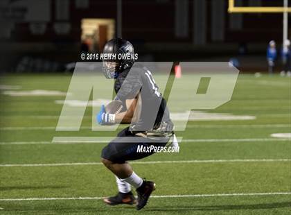 Thumbnail 2 in Plano East vs. Hebron (UIL 6A Bi-District Playoff) photogallery.