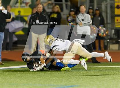 Thumbnail 1 in Plano East vs. Hebron (UIL 6A Bi-District Playoff) photogallery.
