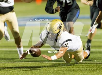 Thumbnail 3 in Plano East vs. Hebron (UIL 6A Bi-District Playoff) photogallery.
