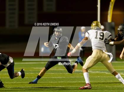 Thumbnail 3 in Plano East vs. Hebron (UIL 6A Bi-District Playoff) photogallery.