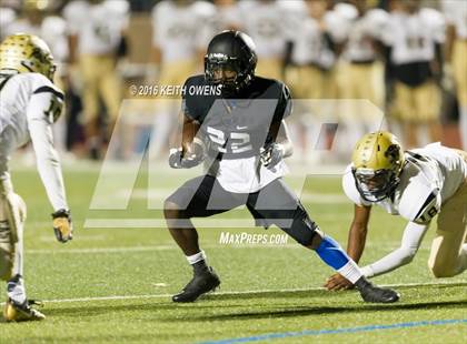 Thumbnail 3 in Plano East vs. Hebron (UIL 6A Bi-District Playoff) photogallery.