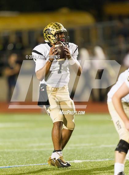 Thumbnail 2 in Plano East vs. Hebron (UIL 6A Bi-District Playoff) photogallery.