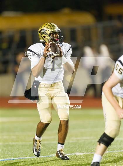 Thumbnail 3 in Plano East vs. Hebron (UIL 6A Bi-District Playoff) photogallery.