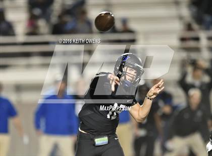 Thumbnail 2 in Plano East vs. Hebron (UIL 6A Bi-District Playoff) photogallery.