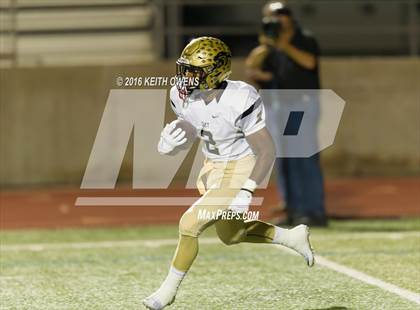 Thumbnail 1 in Plano East vs. Hebron (UIL 6A Bi-District Playoff) photogallery.