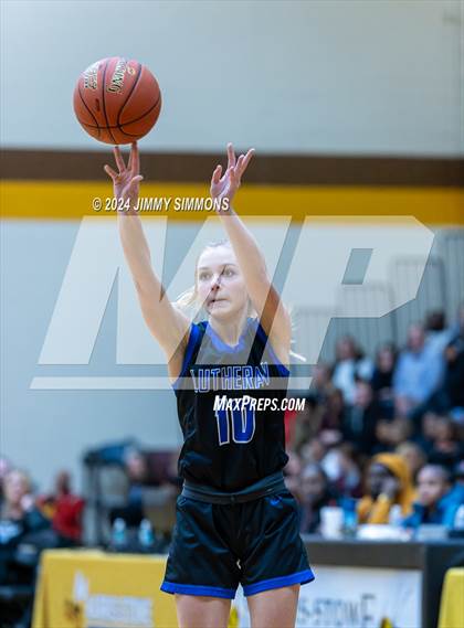 Thumbnail 1 in Incarnate Word Academy @ Lutheran (Sweet Hoops Showcase) photogallery.