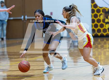 Thumbnail 3 in Incarnate Word Academy @ Lutheran (Sweet Hoops Showcase) photogallery.