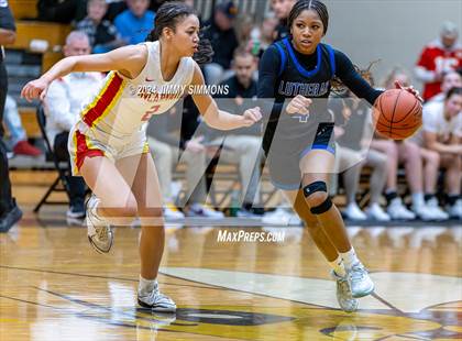 Thumbnail 3 in Incarnate Word Academy @ Lutheran (Sweet Hoops Showcase) photogallery.