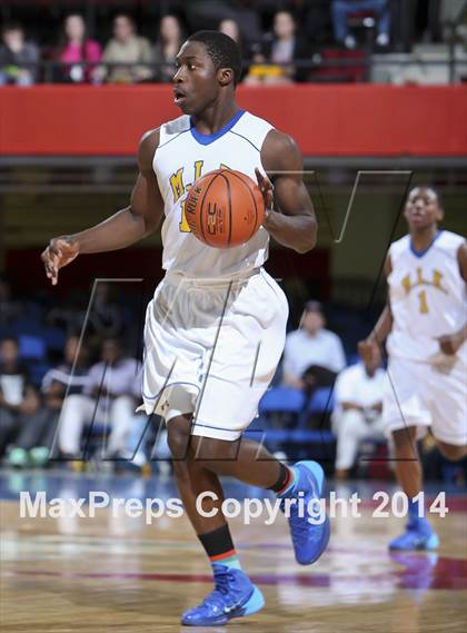 Thumbnail 1 in Tuckahoe vs Martin Luther King, Jr. (Section 1 Class D Semifinal) photogallery.
