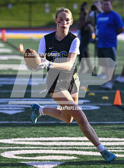 Thumbnail 3 in Lassiter @ Chattahoochee photogallery.