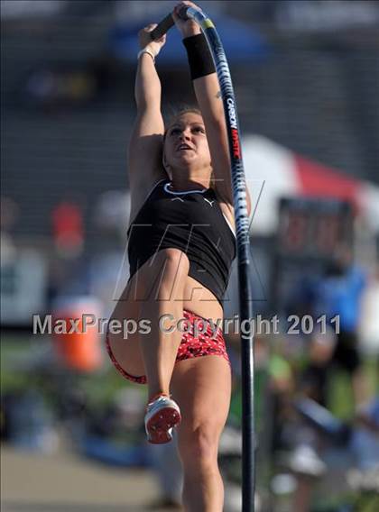 Thumbnail 3 in New Balance Nationals (Friday's Competition) photogallery.