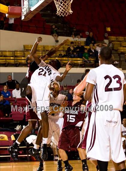 Thumbnail 2 in Sunrise Christian Academy vs. Mansfield Timberview (Fantasy of Lights D1 Championship) photogallery.