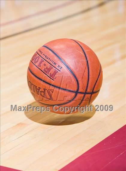 Thumbnail 1 in Sunrise Christian Academy vs. Mansfield Timberview (Fantasy of Lights D1 Championship) photogallery.