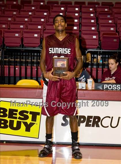 Thumbnail 1 in Sunrise Christian Academy vs. Mansfield Timberview (Fantasy of Lights D1 Championship) photogallery.