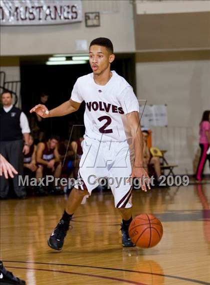 Thumbnail 1 in Sunrise Christian Academy vs. Mansfield Timberview (Fantasy of Lights D1 Championship) photogallery.