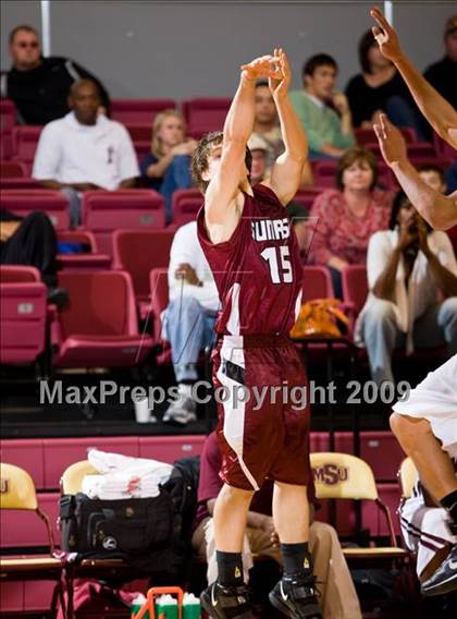Thumbnail 2 in Sunrise Christian Academy vs. Mansfield Timberview (Fantasy of Lights D1 Championship) photogallery.