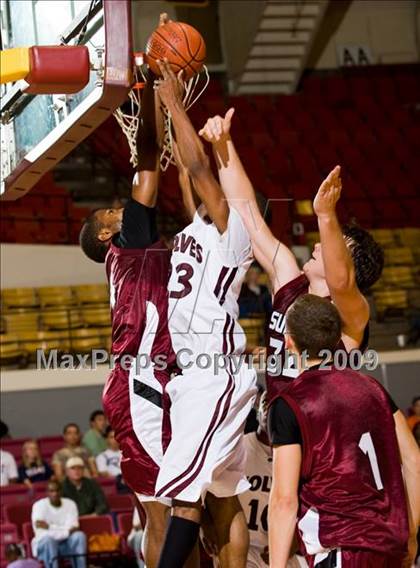 Thumbnail 1 in Sunrise Christian Academy vs. Mansfield Timberview (Fantasy of Lights D1 Championship) photogallery.