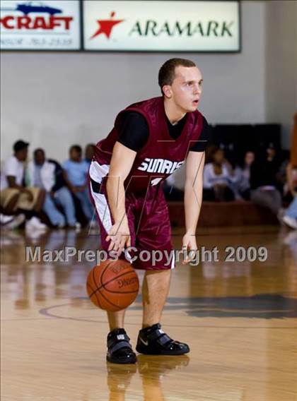 Thumbnail 3 in Sunrise Christian Academy vs. Mansfield Timberview (Fantasy of Lights D1 Championship) photogallery.
