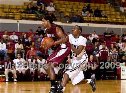 Thumbnail 1 in Sunrise Christian Academy vs. Mansfield Timberview (Fantasy of Lights D1 Championship) photogallery.