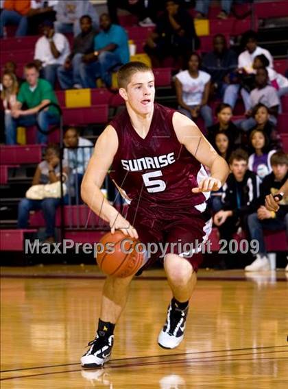 Thumbnail 2 in Sunrise Christian Academy vs. Mansfield Timberview (Fantasy of Lights D1 Championship) photogallery.