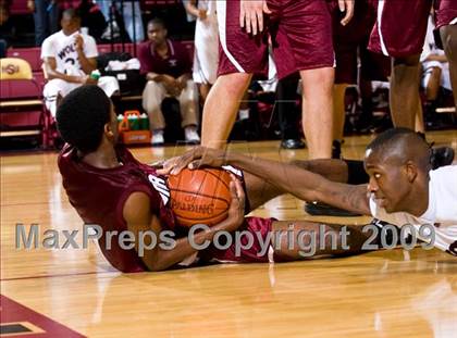 Thumbnail 3 in Sunrise Christian Academy vs. Mansfield Timberview (Fantasy of Lights D1 Championship) photogallery.