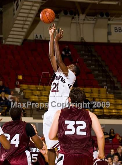 Thumbnail 3 in Sunrise Christian Academy vs. Mansfield Timberview (Fantasy of Lights D1 Championship) photogallery.