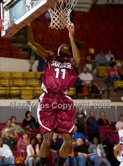 Thumbnail 3 in Sunrise Christian Academy vs. Mansfield Timberview (Fantasy of Lights D1 Championship) photogallery.
