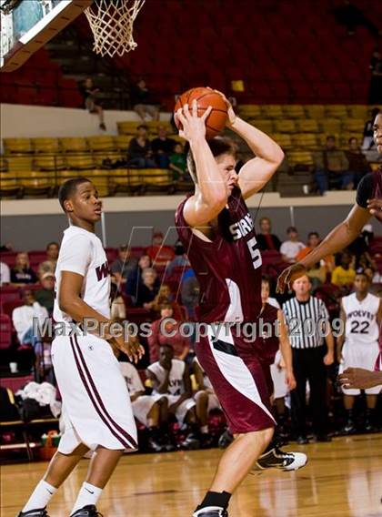 Thumbnail 2 in Sunrise Christian Academy vs. Mansfield Timberview (Fantasy of Lights D1 Championship) photogallery.