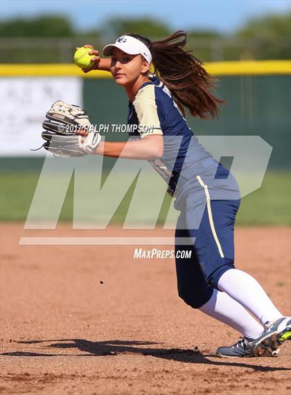 Thumbnail 3 in Elk Grove @ Sheldon photogallery.