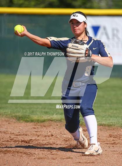 Thumbnail 1 in Elk Grove @ Sheldon photogallery.